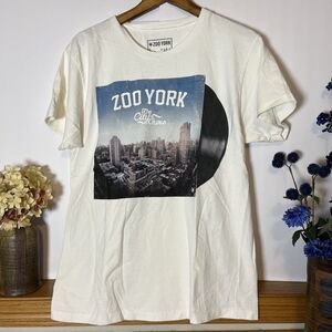 Men's Y2K Zoo York NYC Skateboard Graphic T-Shirt Size L